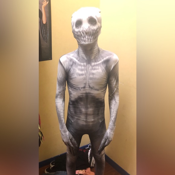 Zombie kids costume jumpsuit size L (10-12) - Picture 6 of 6